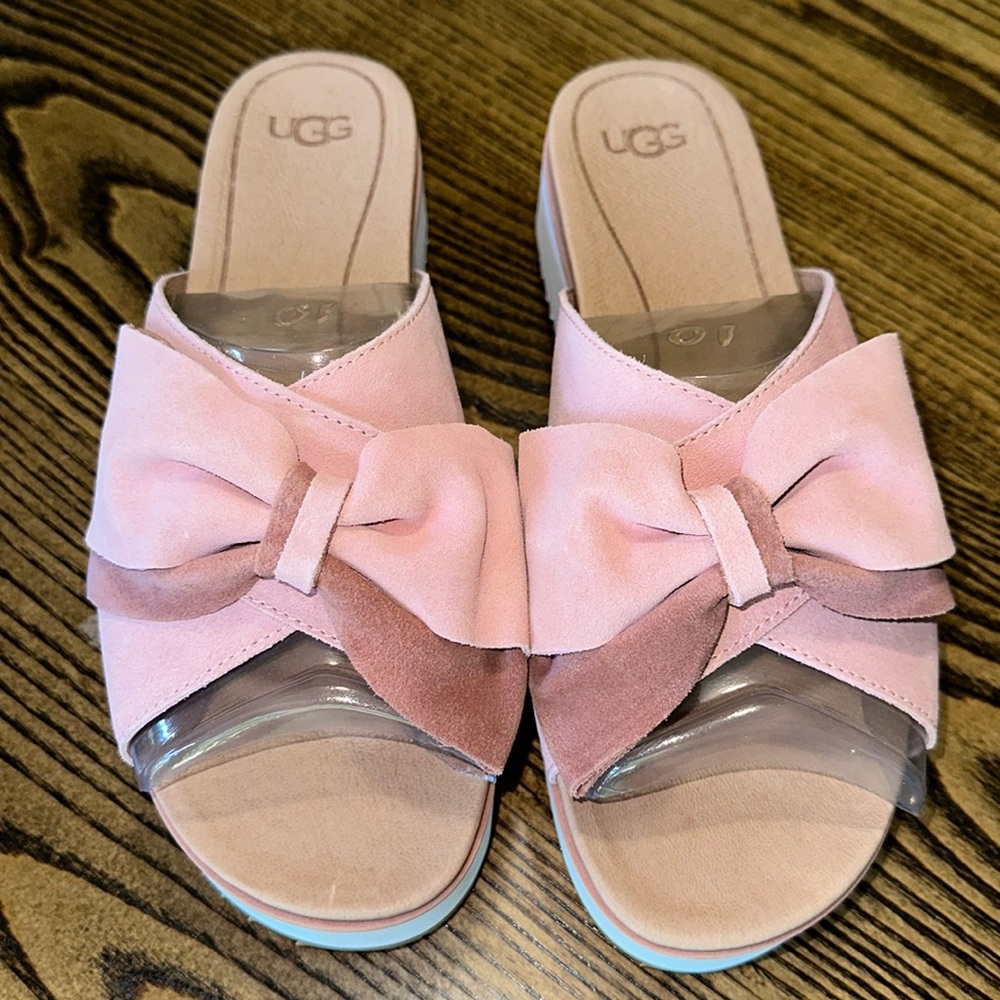 NIB Adorable UGG Joanie Slip-on Sandals